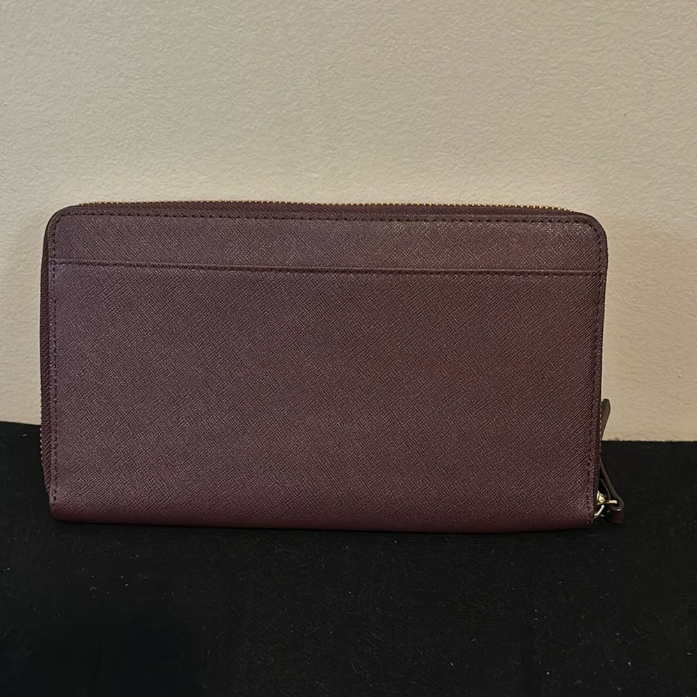 Kate Spade Wallet - Picture 2 of 3